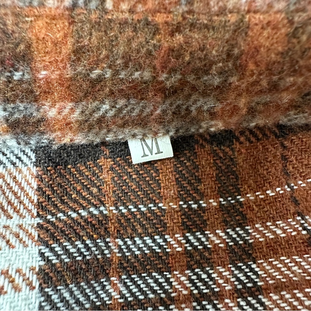 Plaid Flannel Jacket Size M - Picture 3 of 11